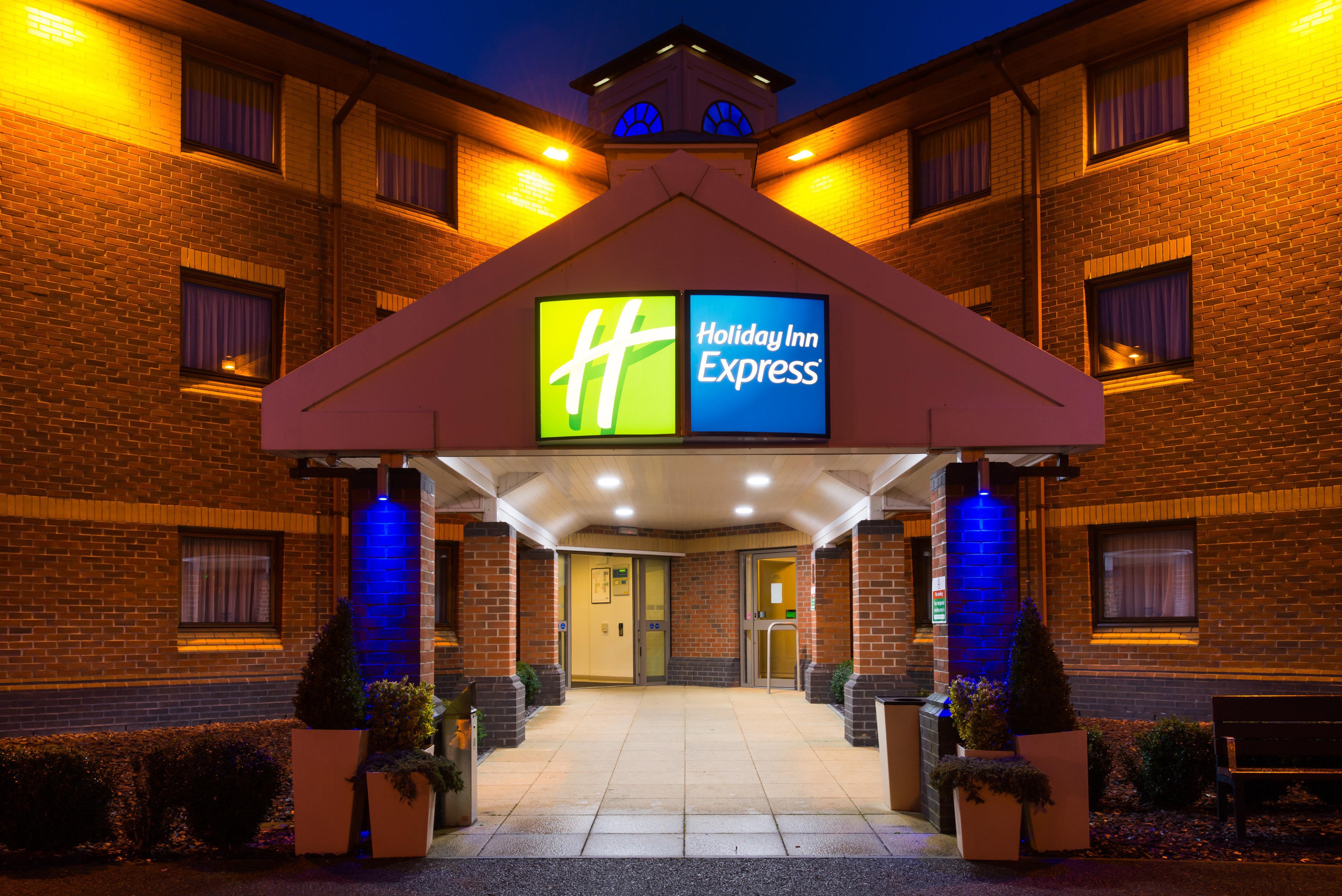 Holiday Inn Express Taunton East By Ihg Luaran gambar