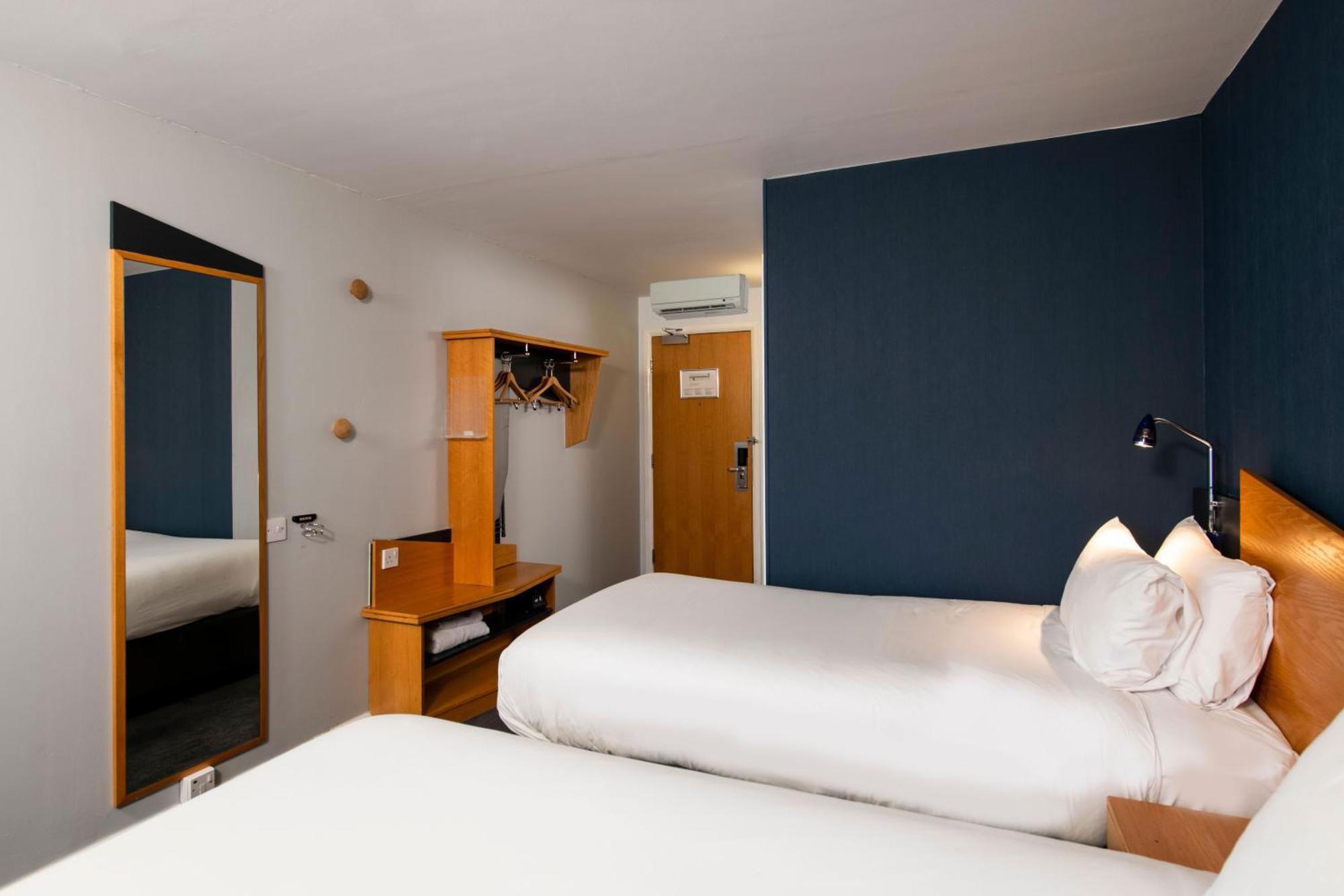 Holiday Inn Express Taunton East By Ihg Luaran gambar