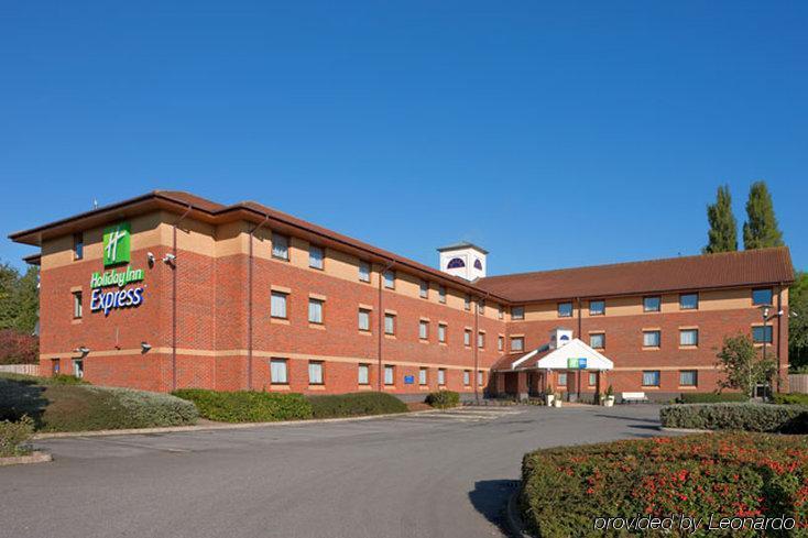 Holiday Inn Express Taunton East By Ihg Luaran gambar