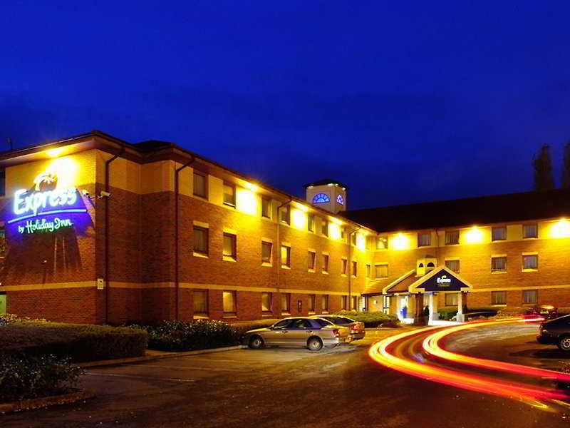 Holiday Inn Express Taunton East By Ihg Luaran gambar
